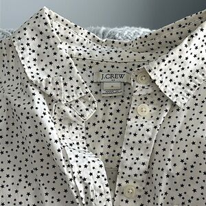 Women’s, buttons down, ivory with black stars